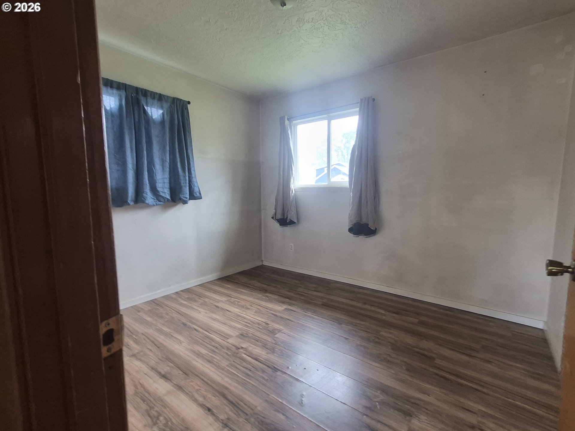 406 EVERGREEN DR