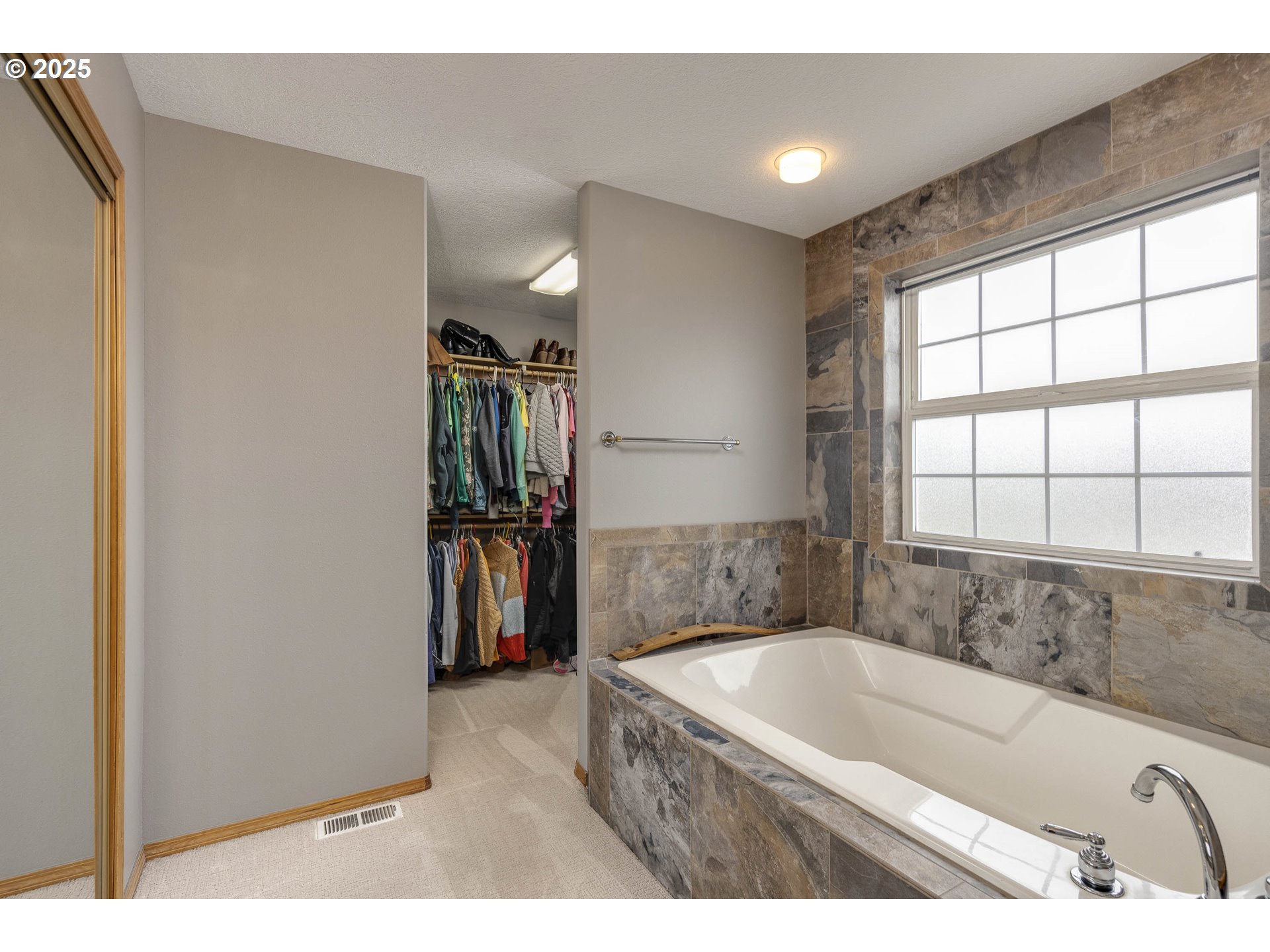 Newberg, Oregon 97132, United States, 3 Bedrooms Bedrooms, ,3 BathroomsBathrooms,Residential,Active,81596