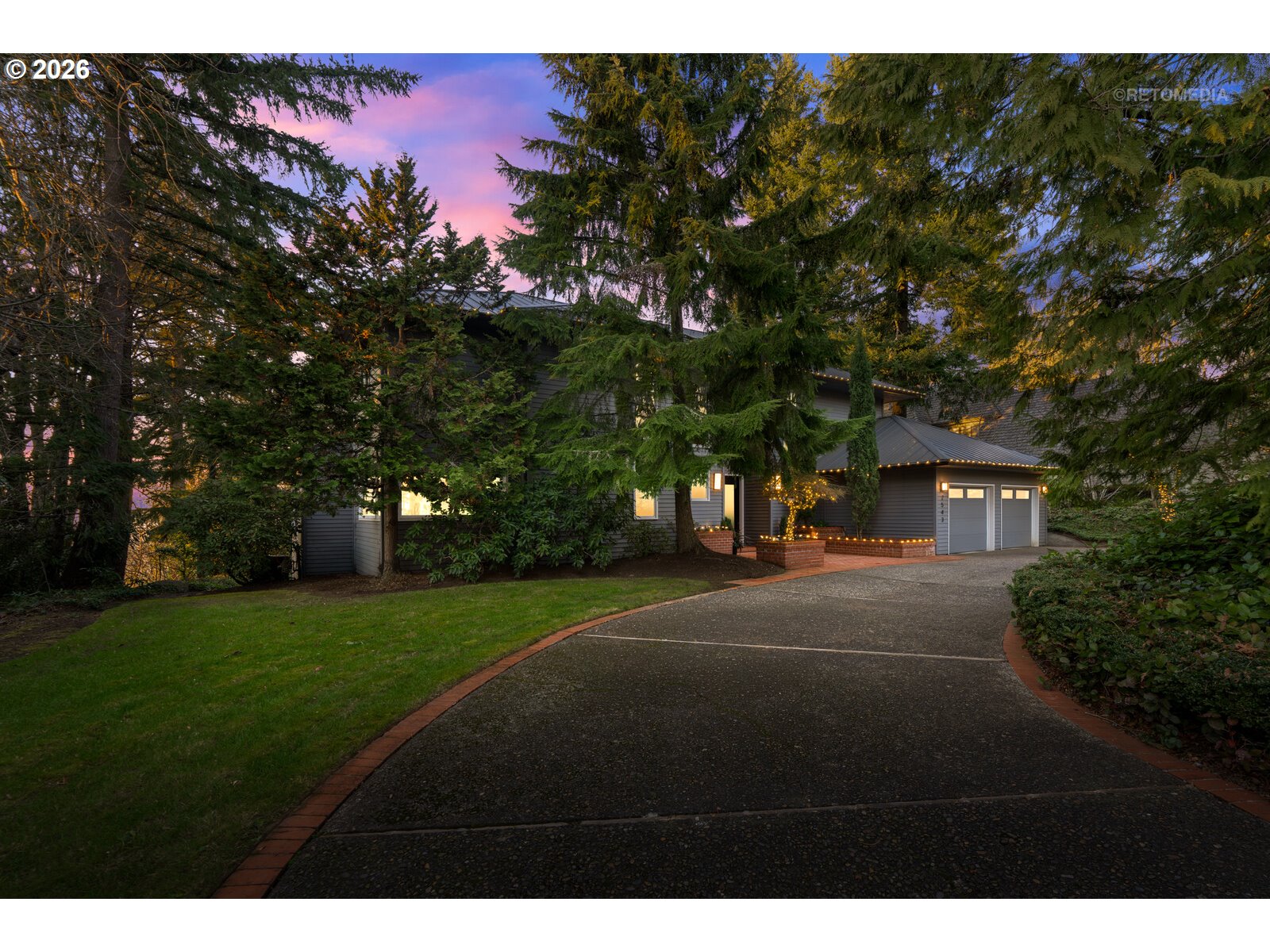 2543 PALISADES CREST DR