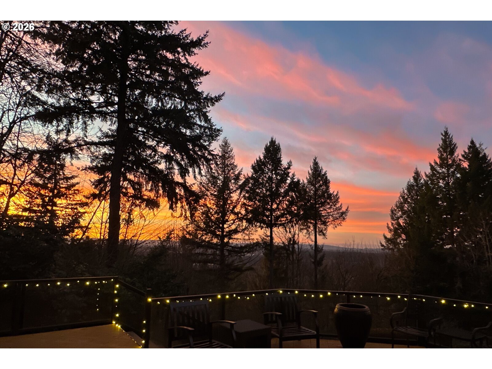 2543 PALISADES CREST DR