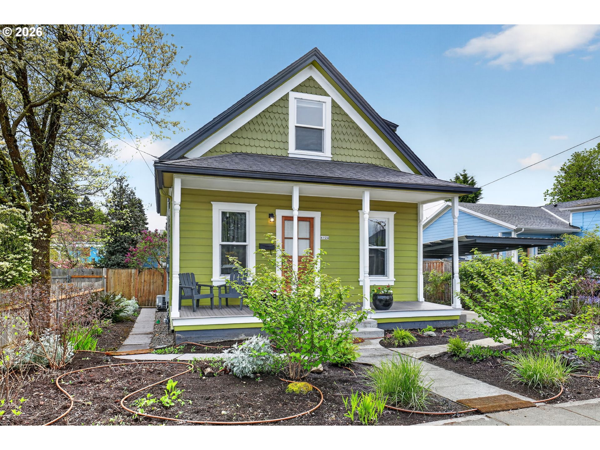 6124 NE HOYT ST