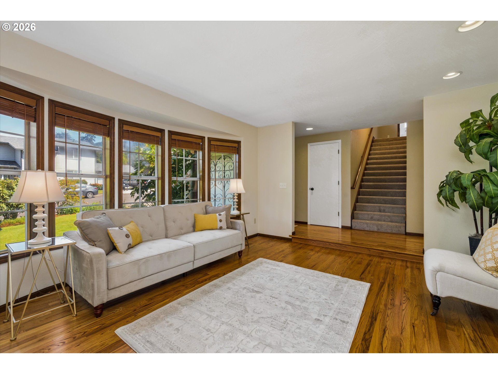 508 CASCADE DR