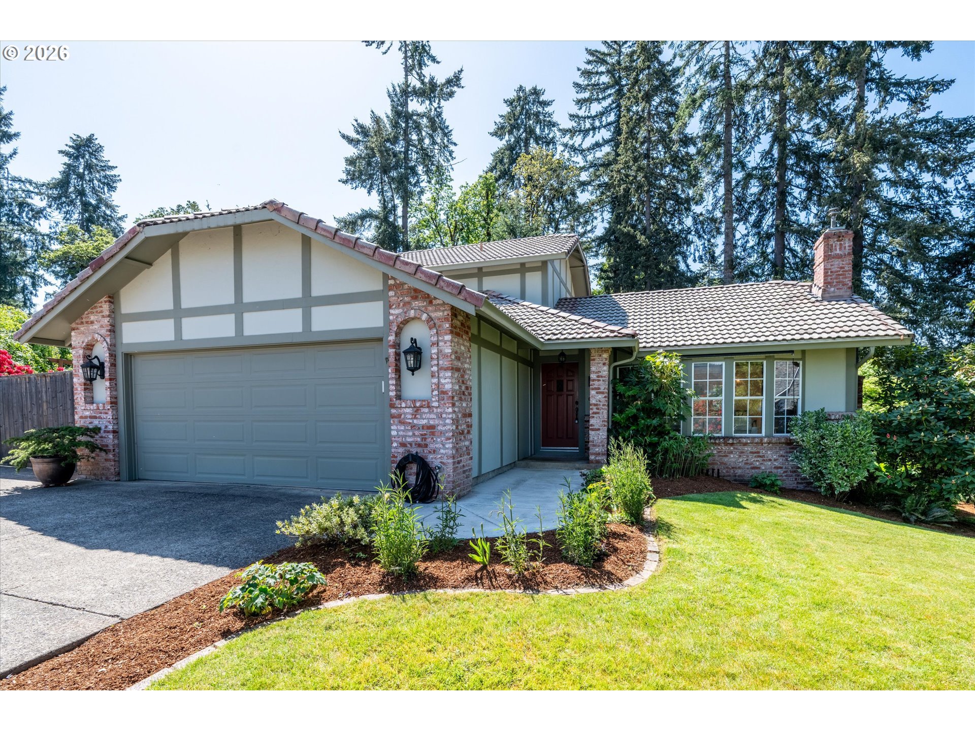 508 CASCADE DR