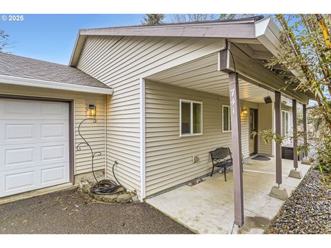 A home in Estacada