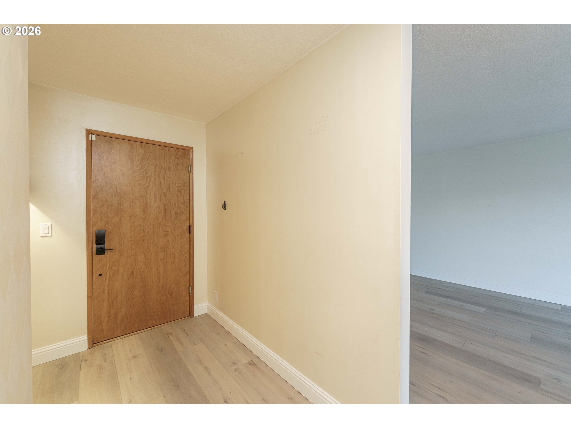 5545 E EVERGREEN BLVD 6404