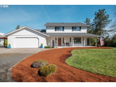 Featured picture for the property 573743406