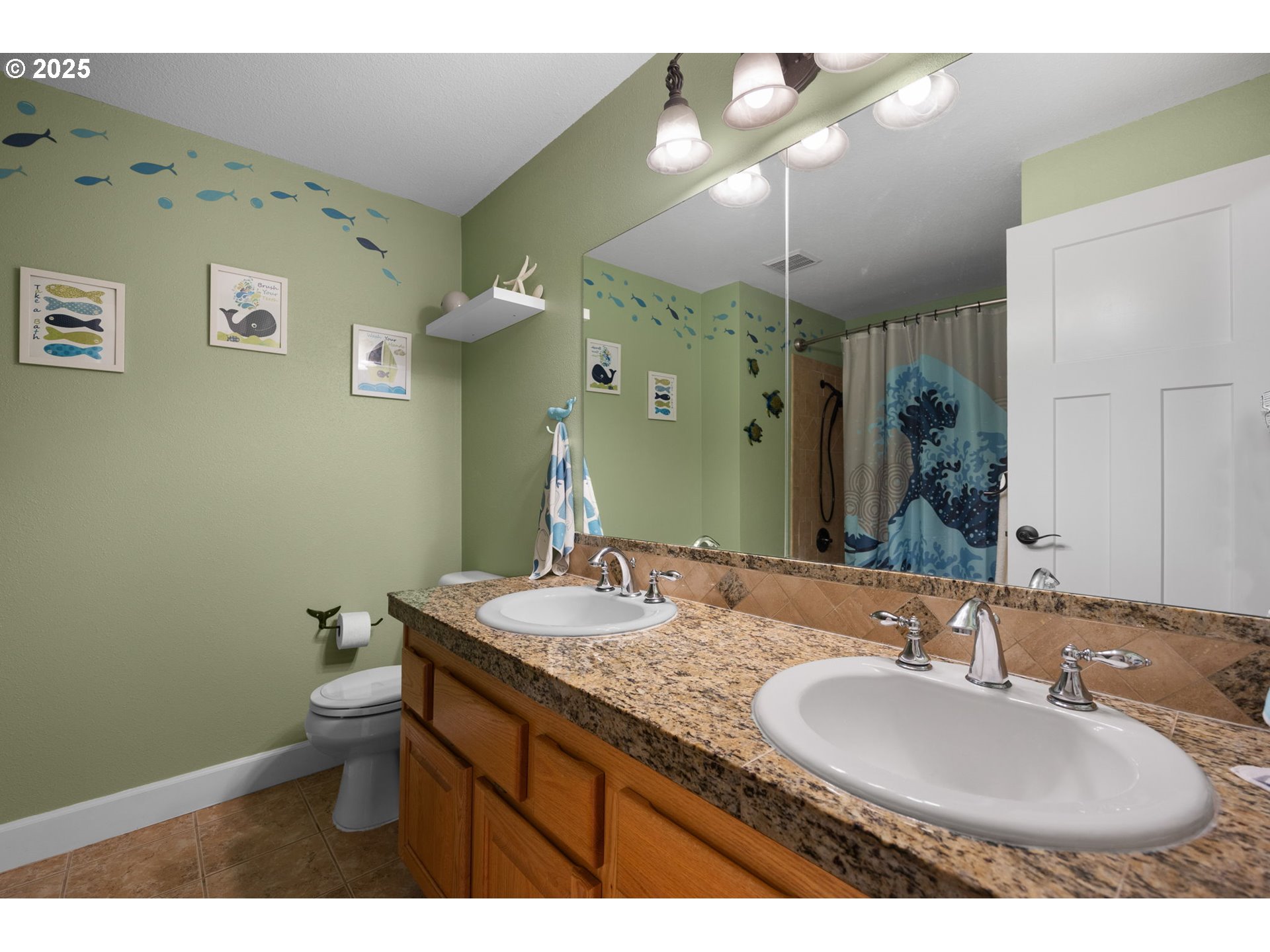 Gladstone, Oregon 97027, United States, 5 Bedrooms Bedrooms, ,3 BathroomsBathrooms,Residential,Active,97293