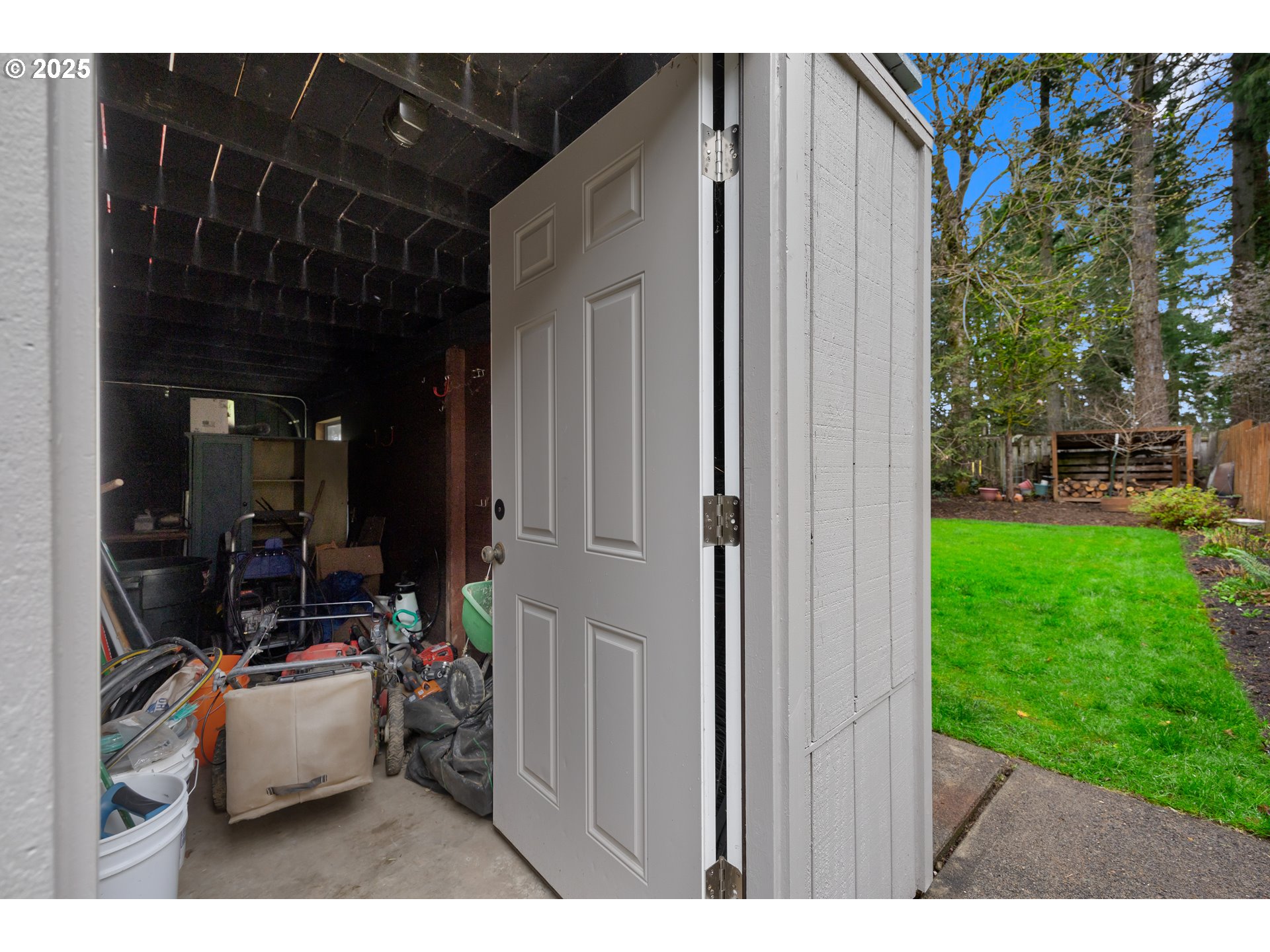 Gladstone, Oregon 97027, United States, 5 Bedrooms Bedrooms, ,3 BathroomsBathrooms,Residential,Active,97293