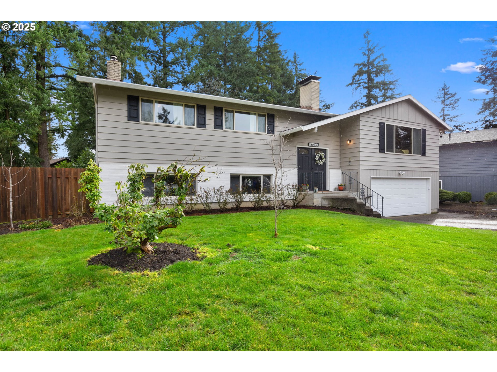 Gladstone, Oregon 97027, United States, 5 Bedrooms Bedrooms, ,3 BathroomsBathrooms,Residential,Active,97293