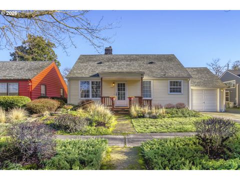 7354 N WAYLAND AVE Portland OR 97203