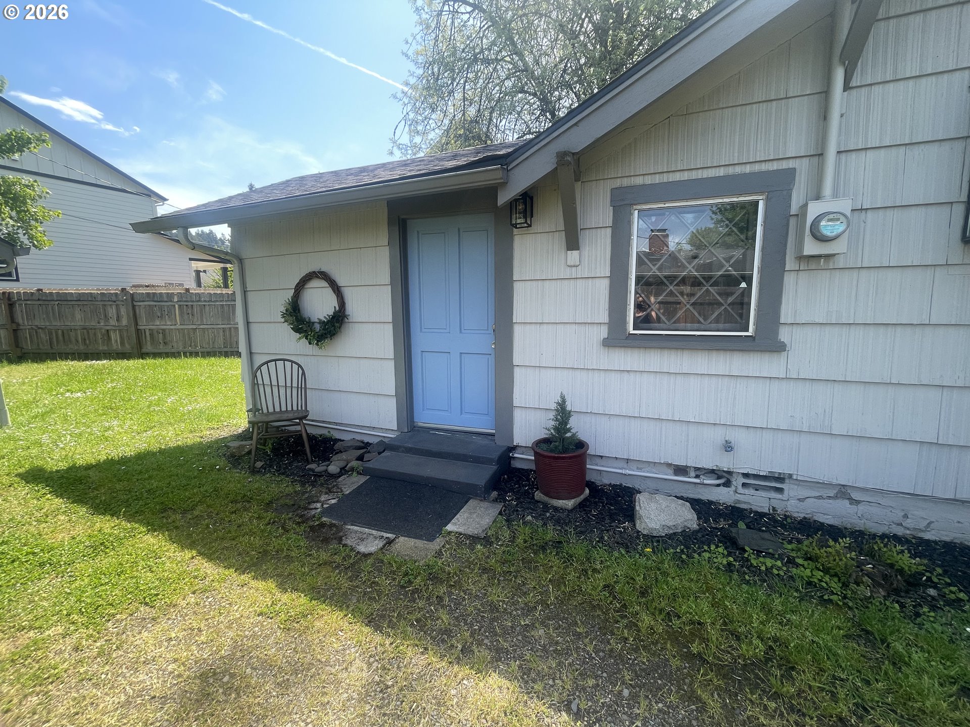 3621 E AMAZON DR