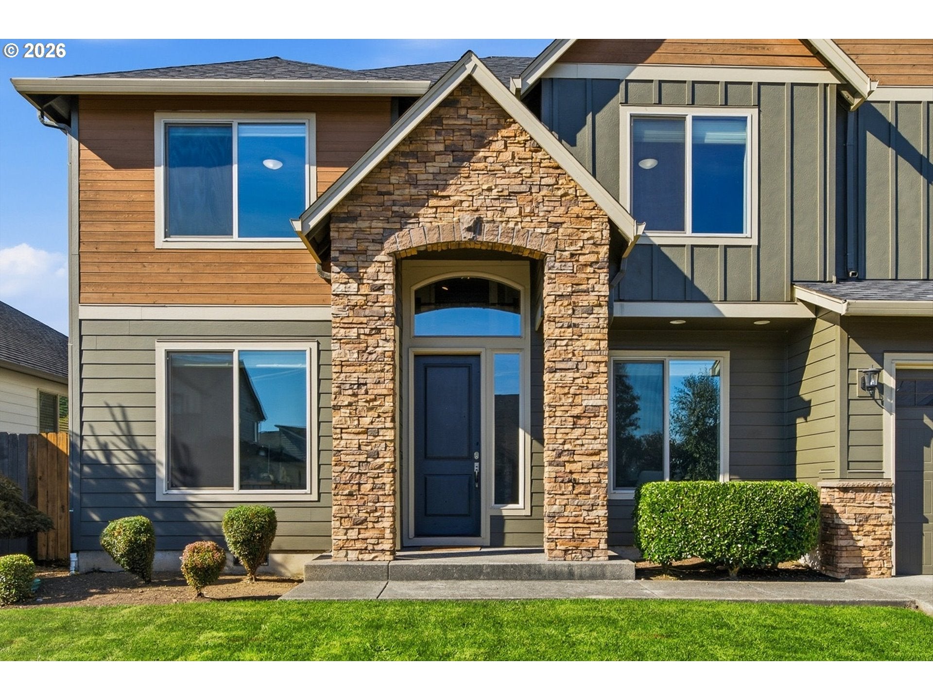 2906 NE 168TH AVE
