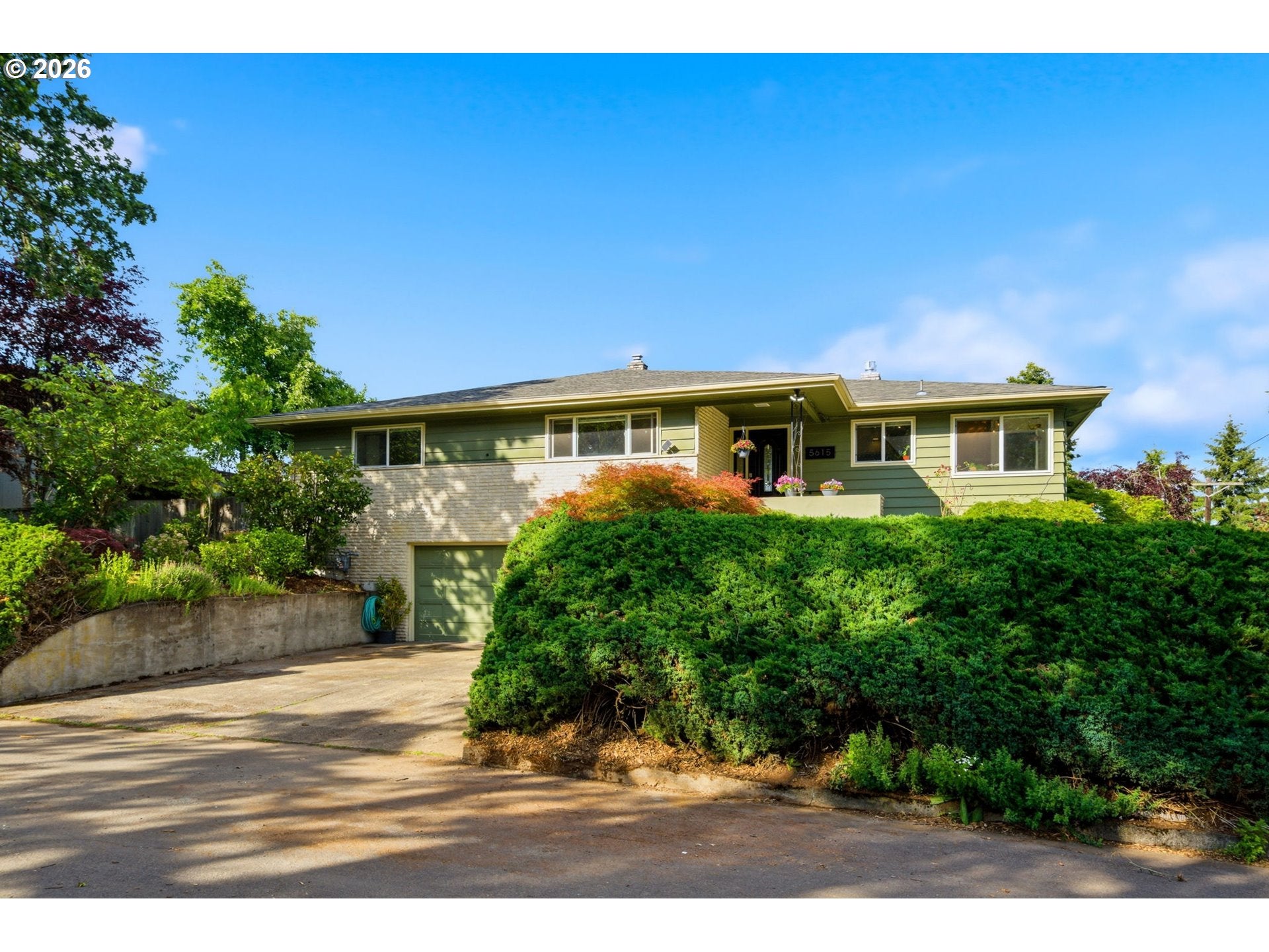 5615 FIRST CT