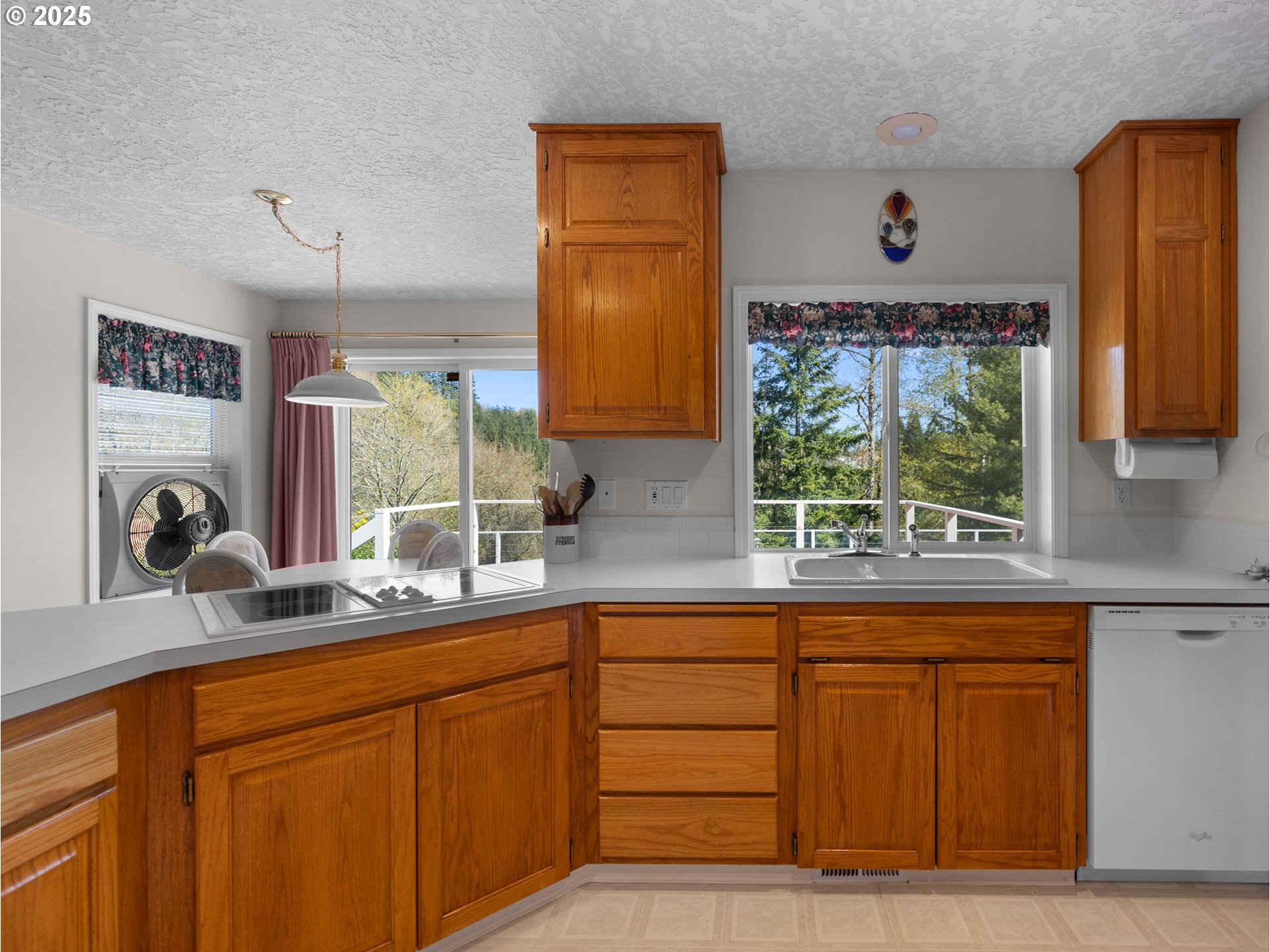 Gresham, Oregon 97080, United States, 4 Bedrooms Bedrooms, ,3 BathroomsBathrooms,Residential,Pending,103625