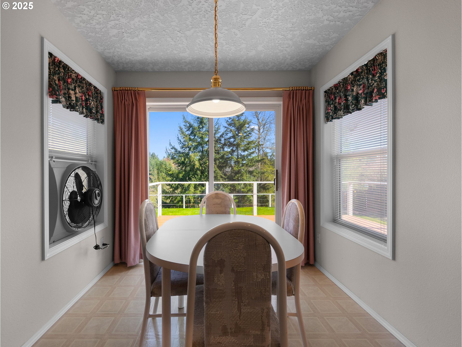 Gresham, Oregon 97080, United States, 4 Bedrooms Bedrooms, ,3 BathroomsBathrooms,Residential,Pending,103625