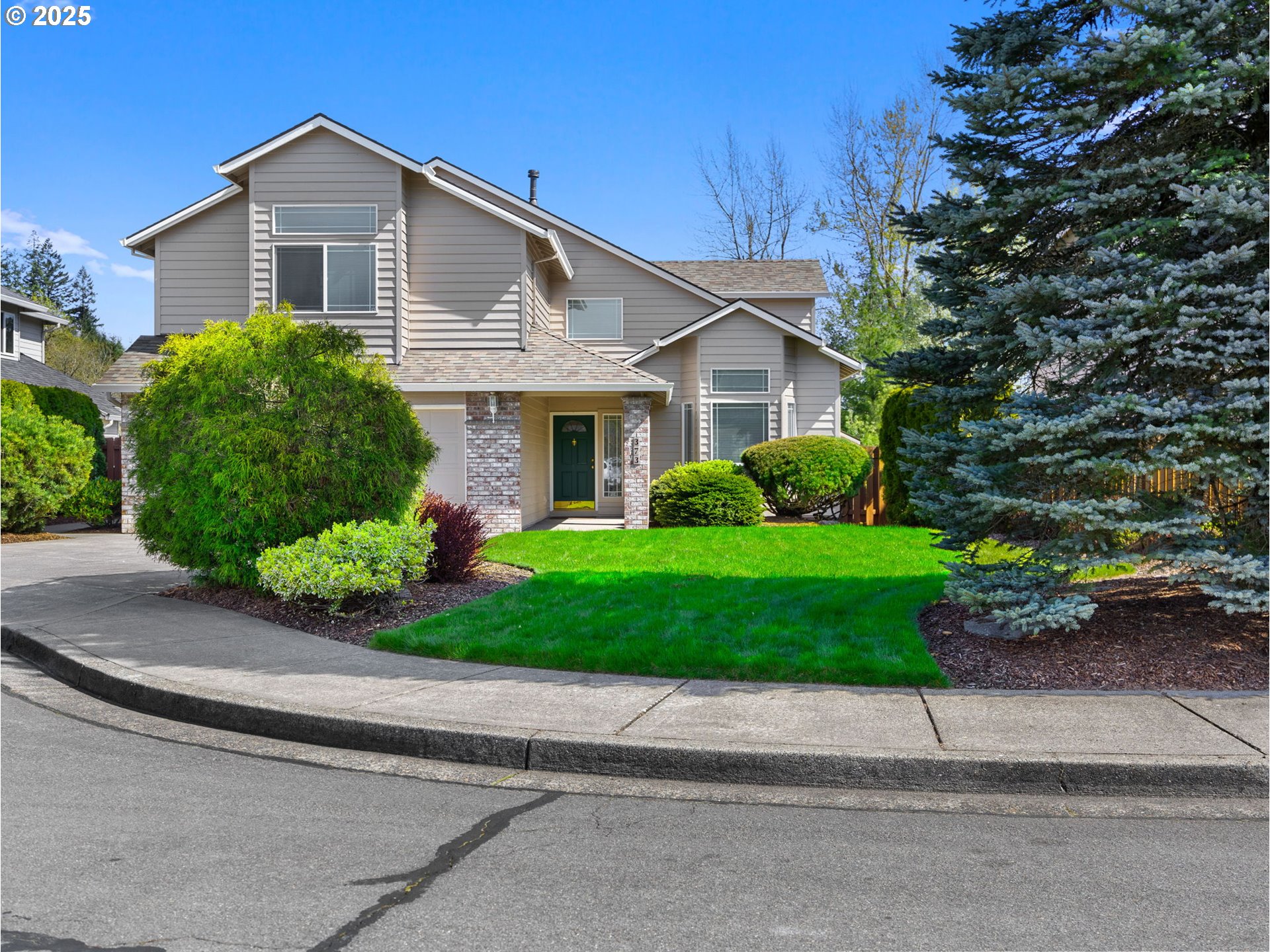 Gresham, Oregon 97080, United States, 4 Bedrooms Bedrooms, ,3 BathroomsBathrooms,Residential,Pending,103625