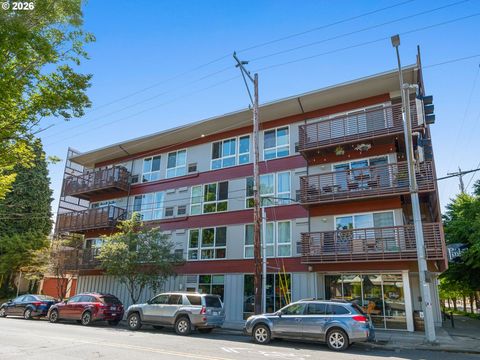 3970 N INTERSTATE AVE 301 Portland OR 97227