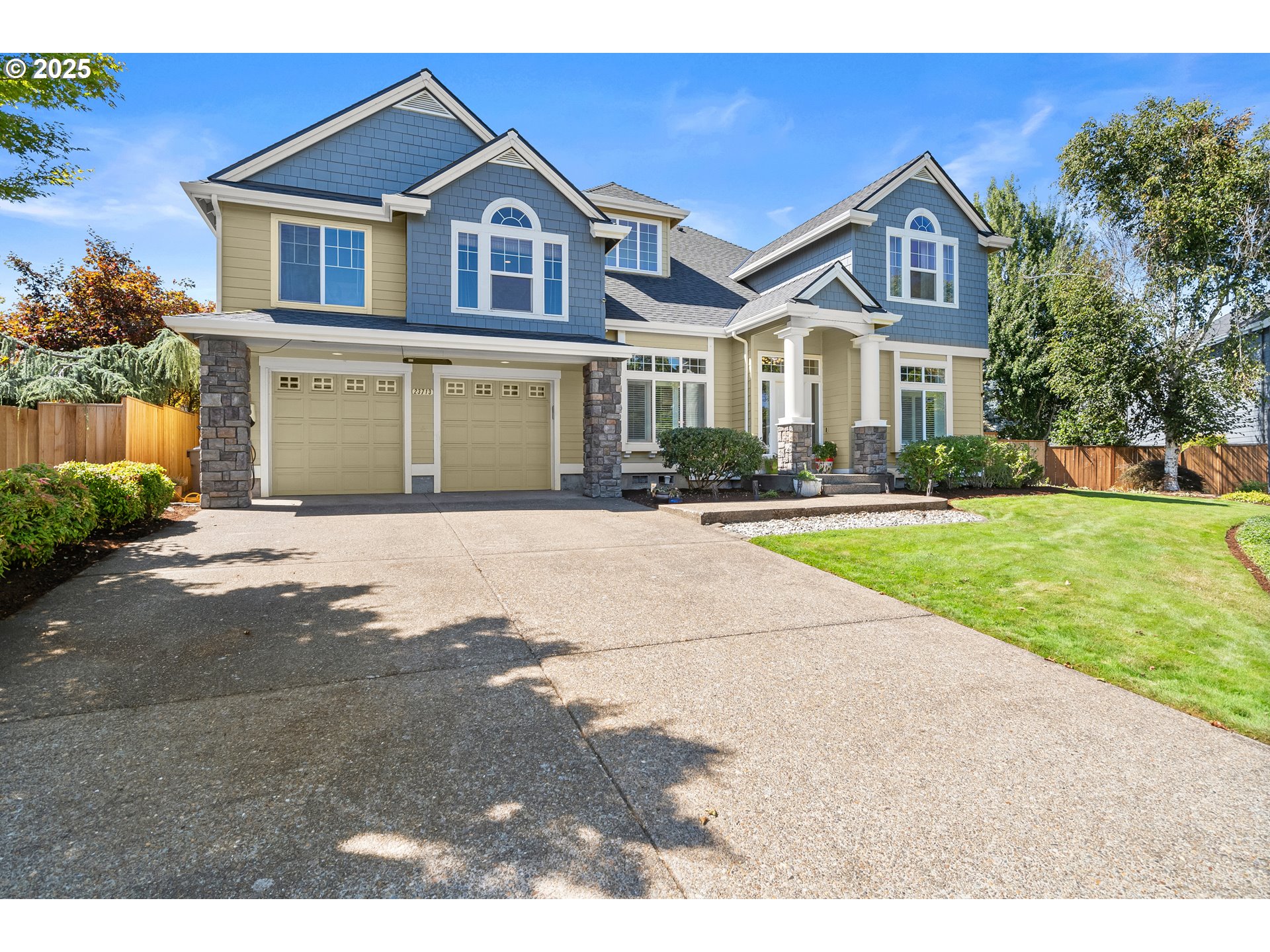 23713 SW HERON LAKES DR