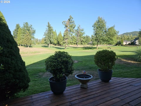 Tiny photo for 70 Magnolia Dr, Creswell, OR 97426 (MLS # 288140427)