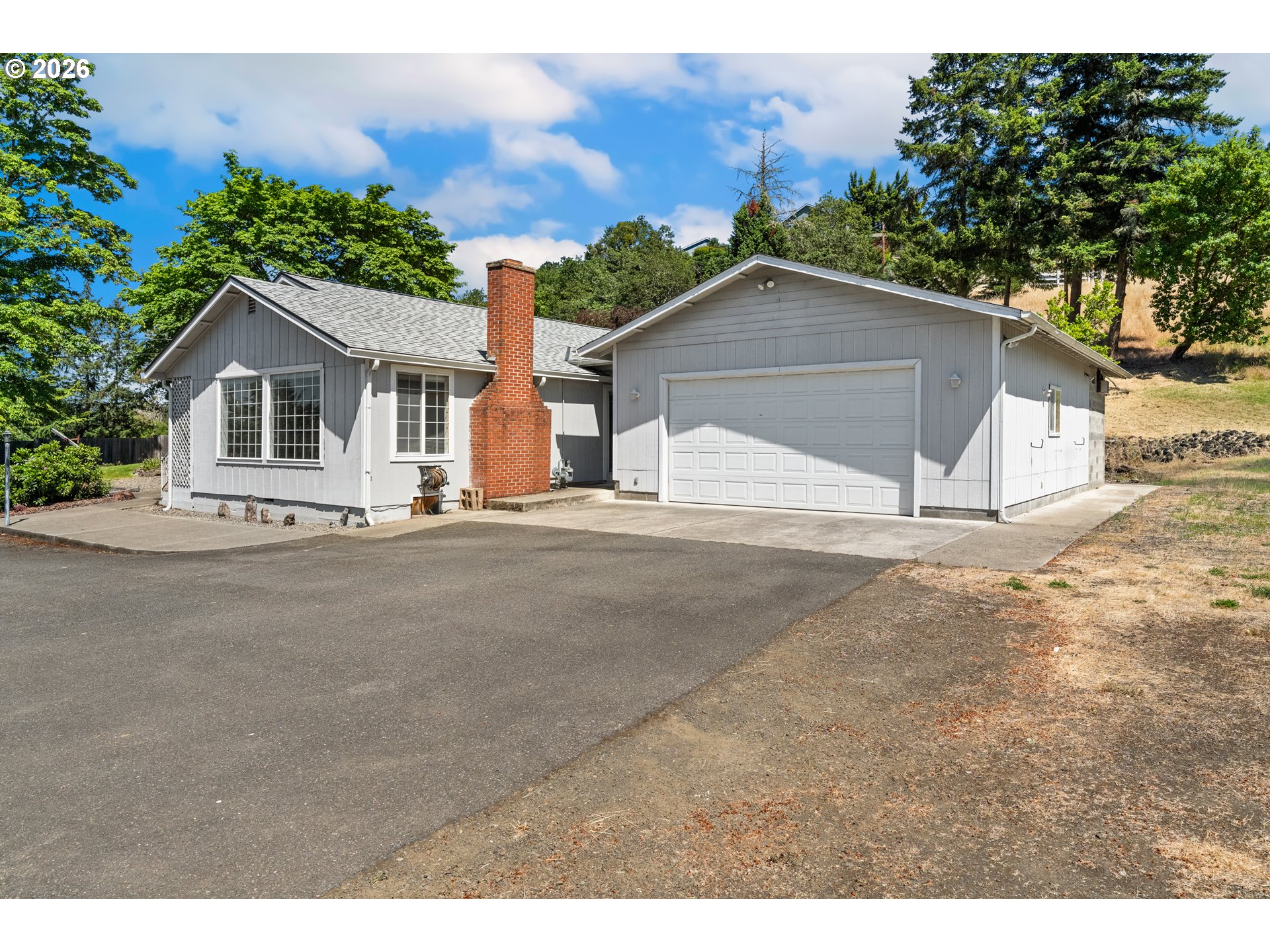 1183 W LOOKINGGLASS RD