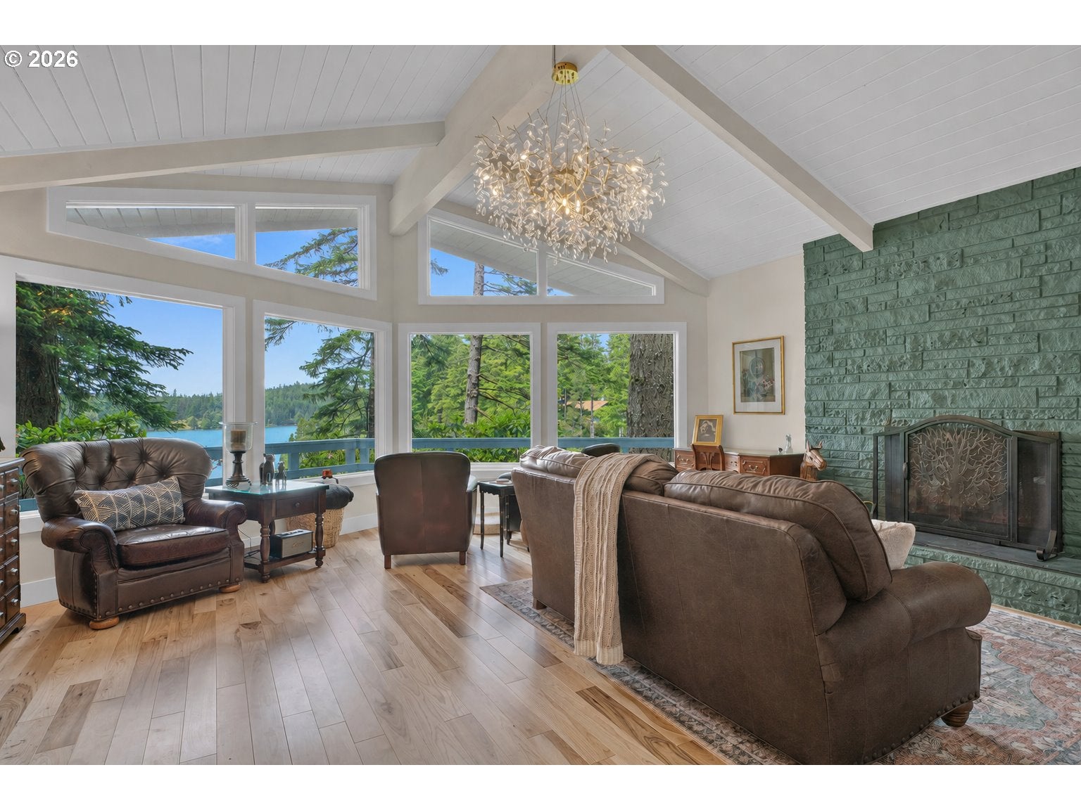 5323 Leavitt Lp.