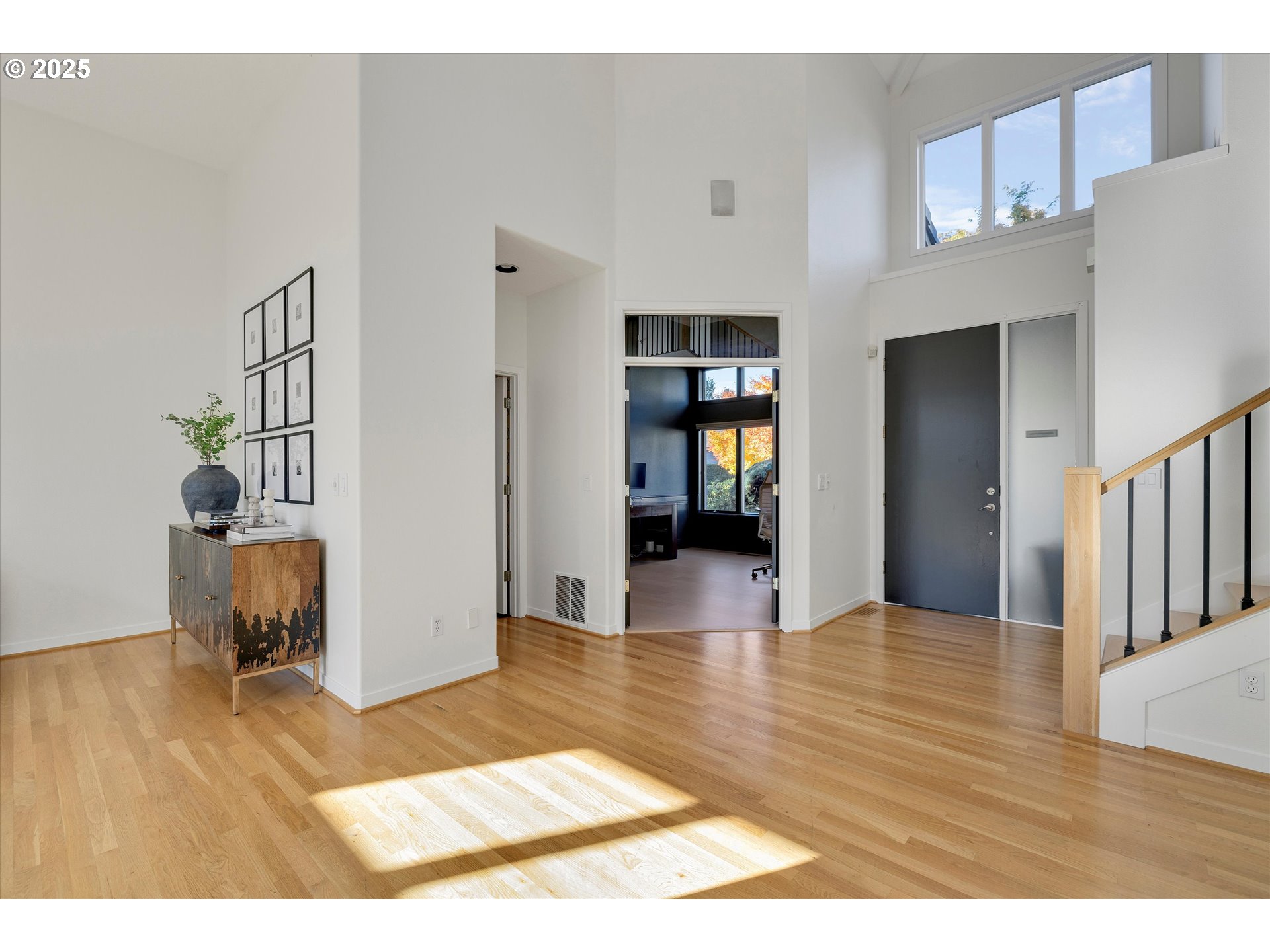 3900 EDGEWOOD CT