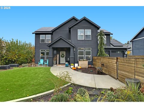 15885 SE HAROLD AVE Milwaukie OR 97267