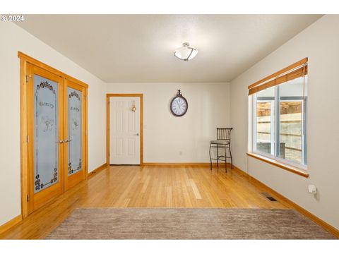 A home in Prineville