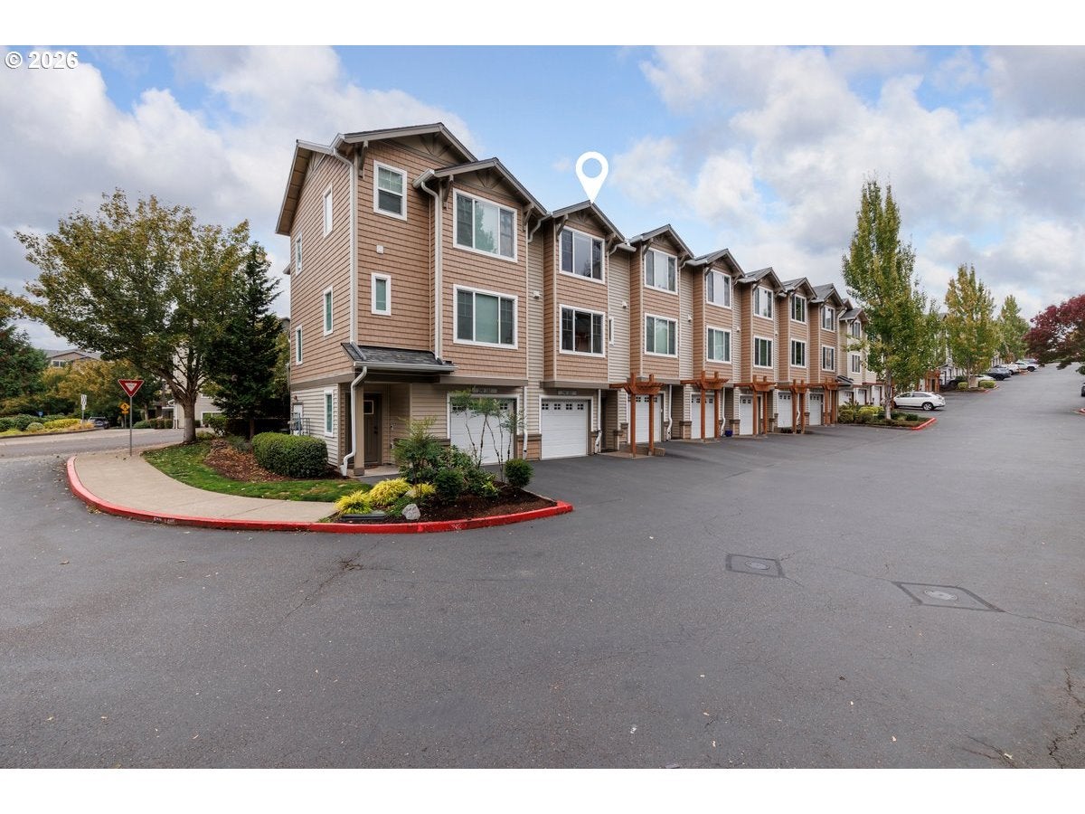 290 NW 116TH AVE 102