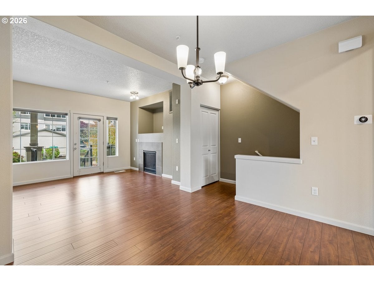 290 NW 116TH AVE 102
