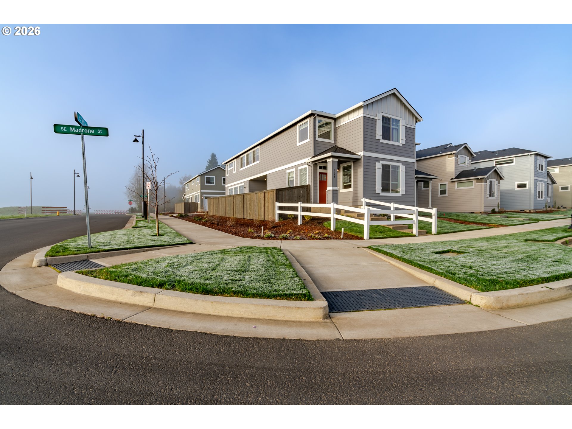 7398 SE MADRONE ST