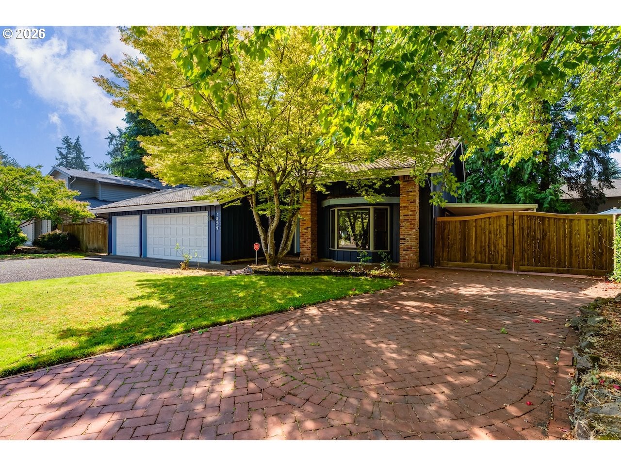 1829 Russet DR