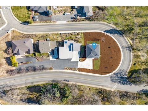 A home in The Dalles