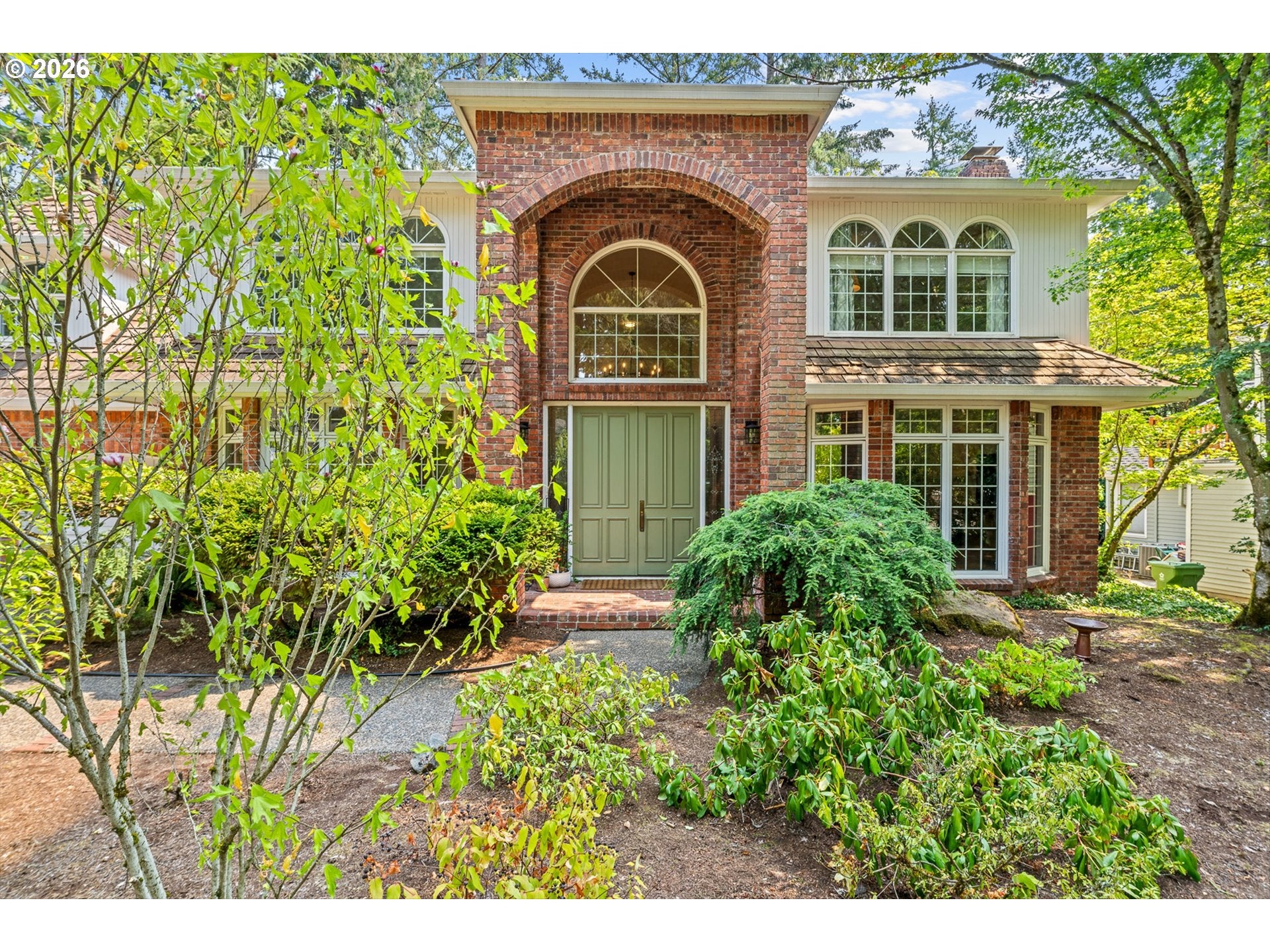 16193 MATTHEW CT