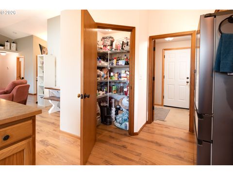 Tiny photo for 74 Sandalwood Loop, Creswell, OR 97426 (MLS # 788030835)