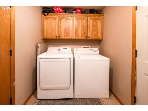 Tiny photo for 74 Sandalwood Loop, Creswell, OR 97426 (MLS # 788030835)