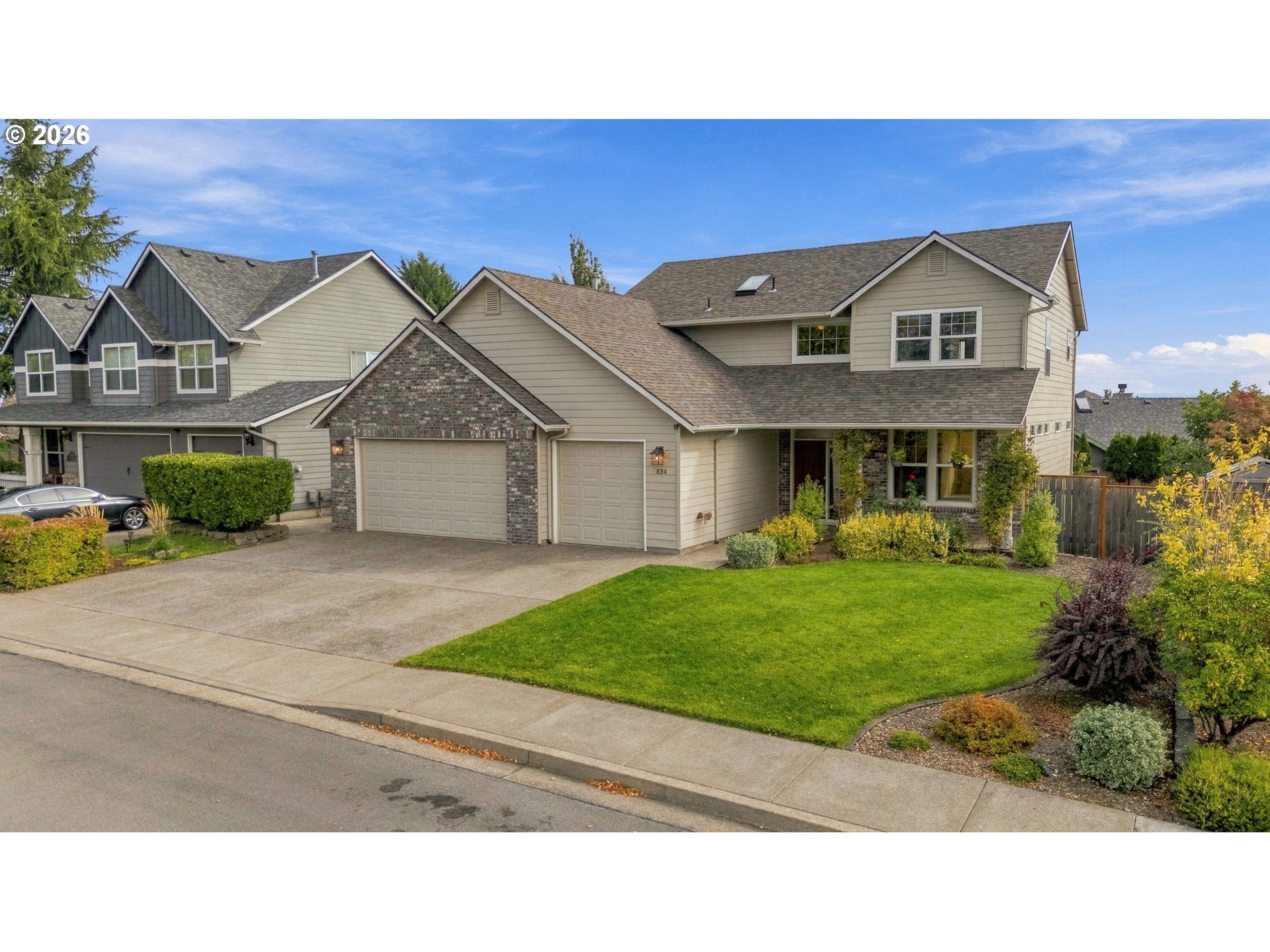 834 VAN BUREN DR