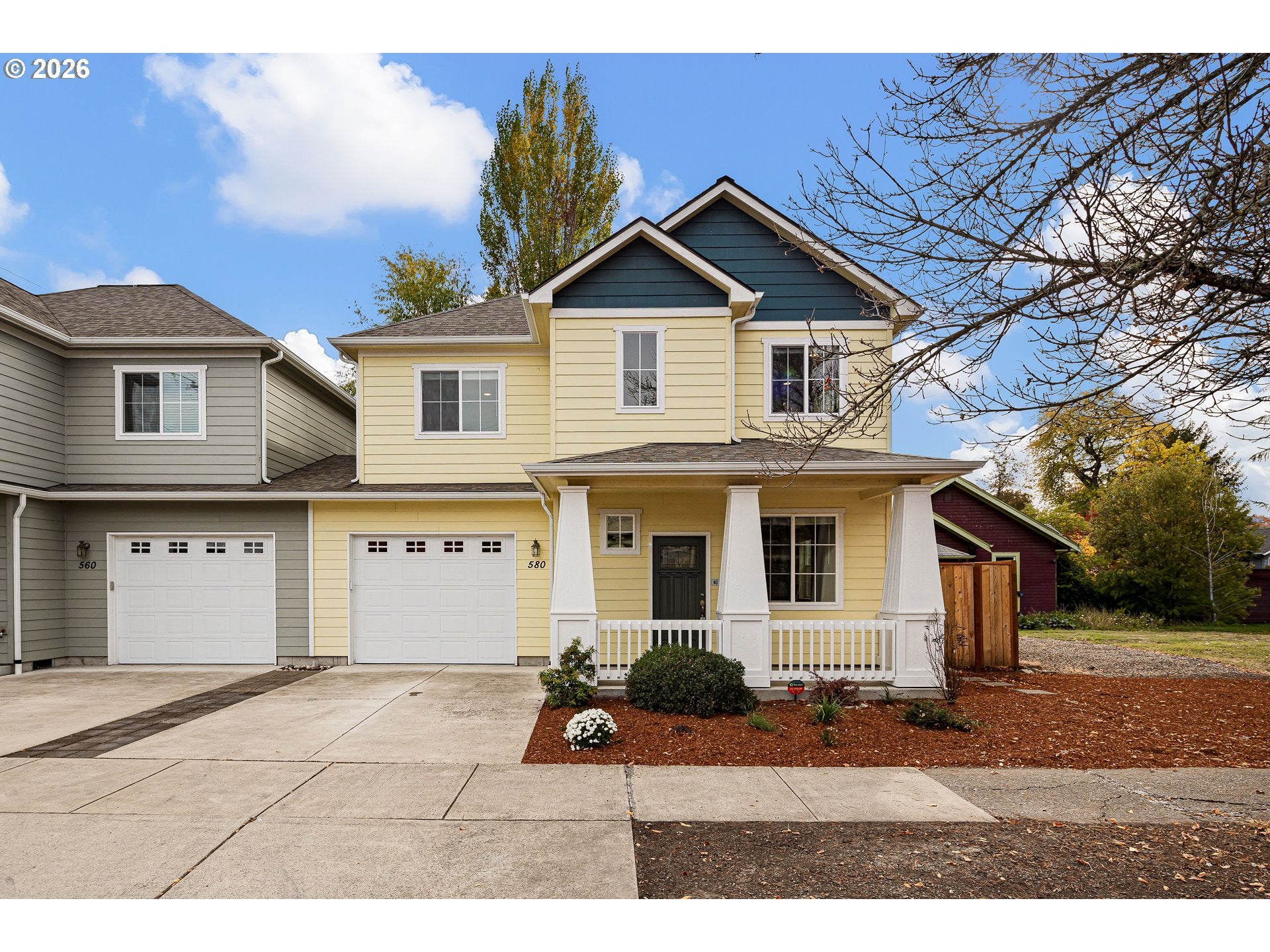 560 W 15TH AVE