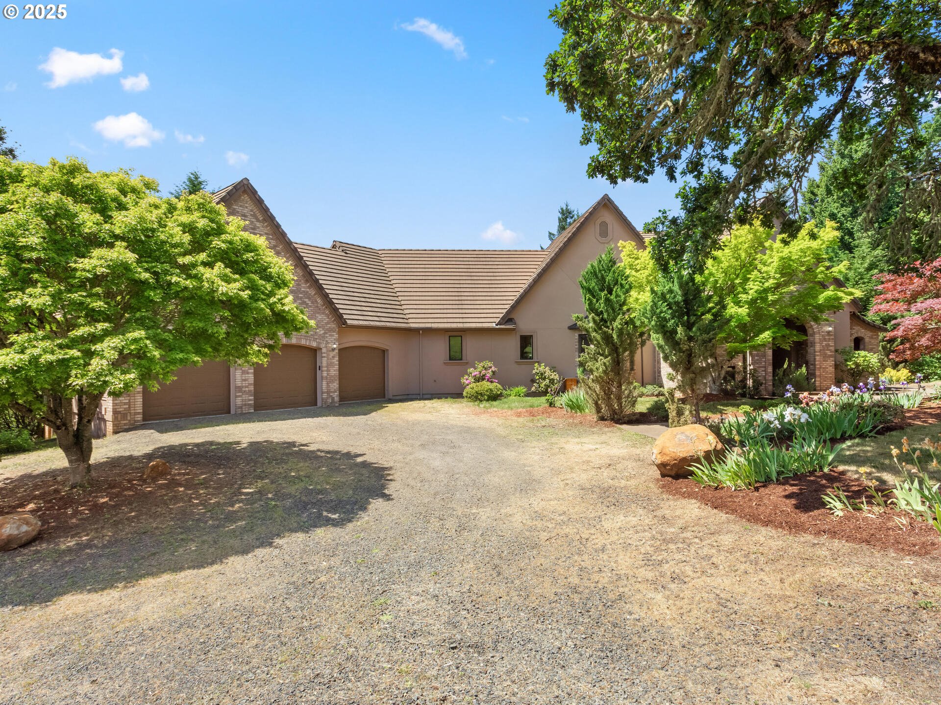 8801 SE WALNUT DR