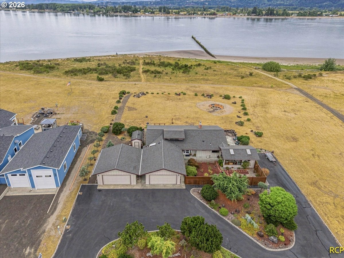 47083 RIVER RANCH LN