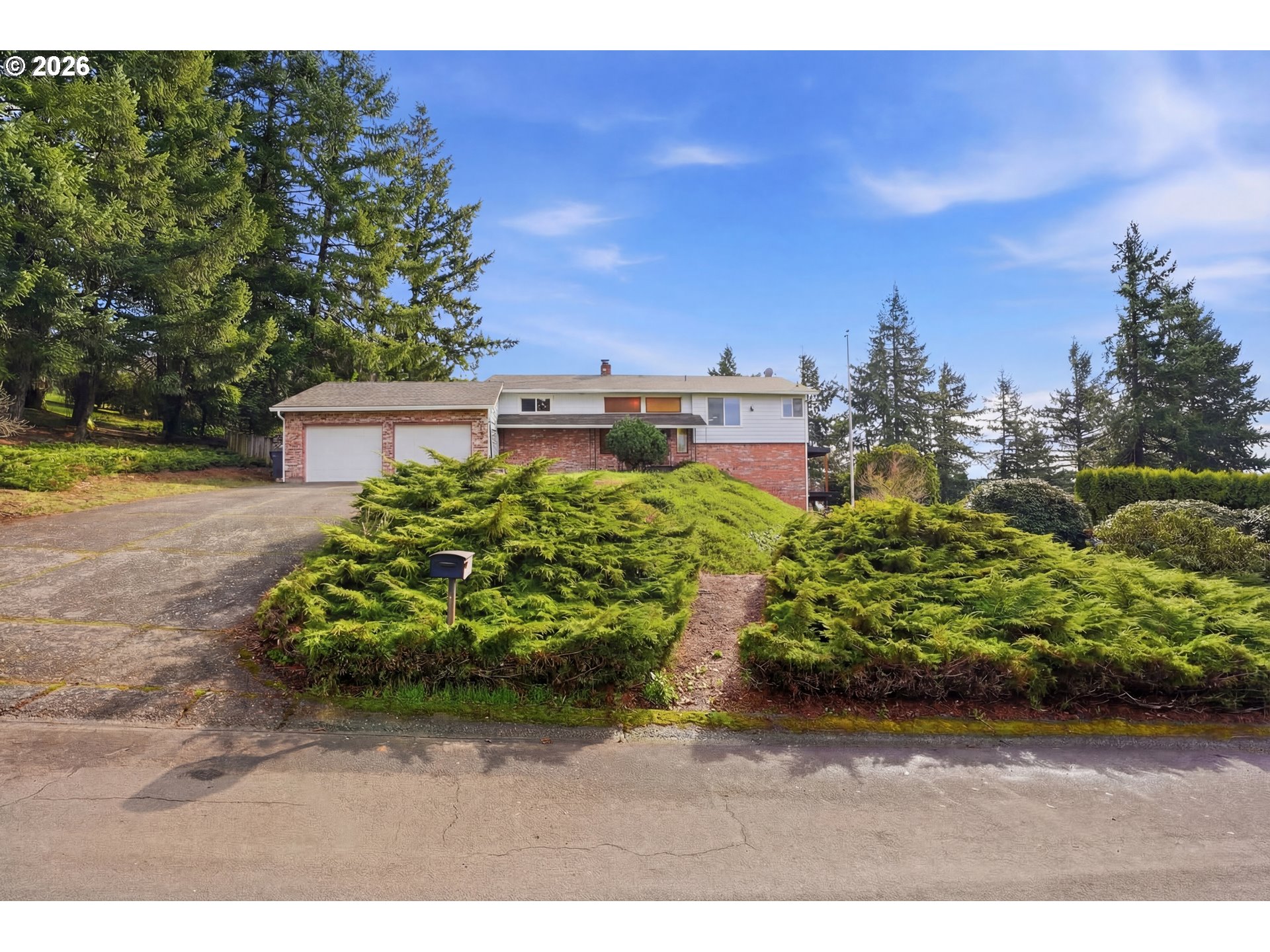 Photo 1 of 48 — 14100 SE 215TH CT, Damascus, OR 97089