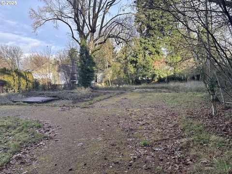 6780 SW HALL BLVD Beaverton OR 97008