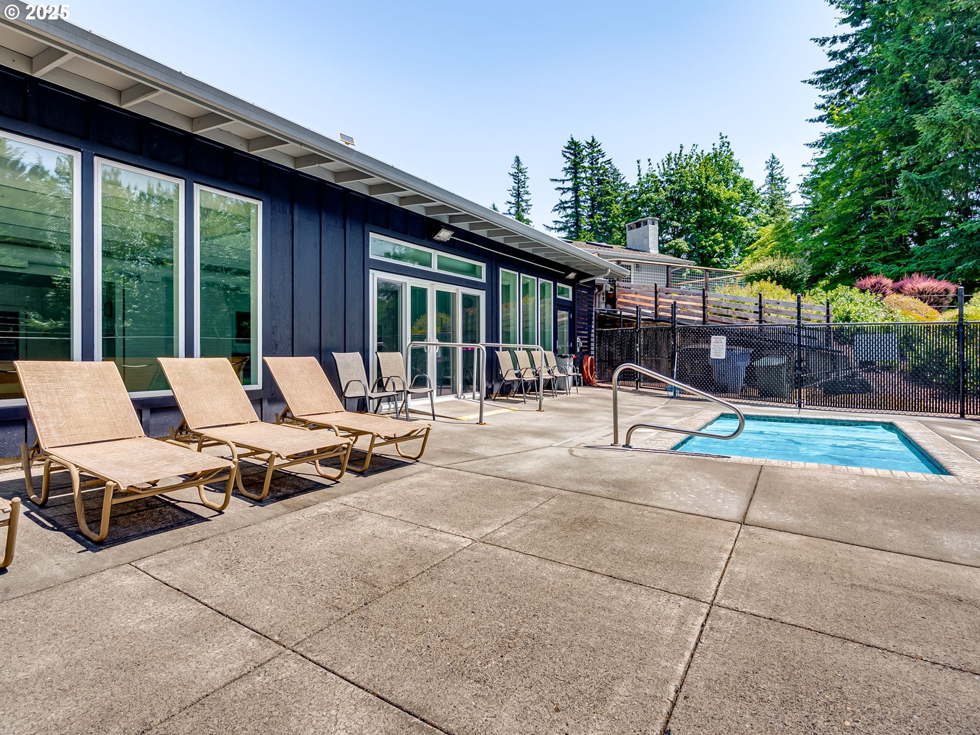 Washougal, Washington 98671, United States, 3 Bedrooms Bedrooms, ,3 BathroomsBathrooms,Residential,Pending,147107