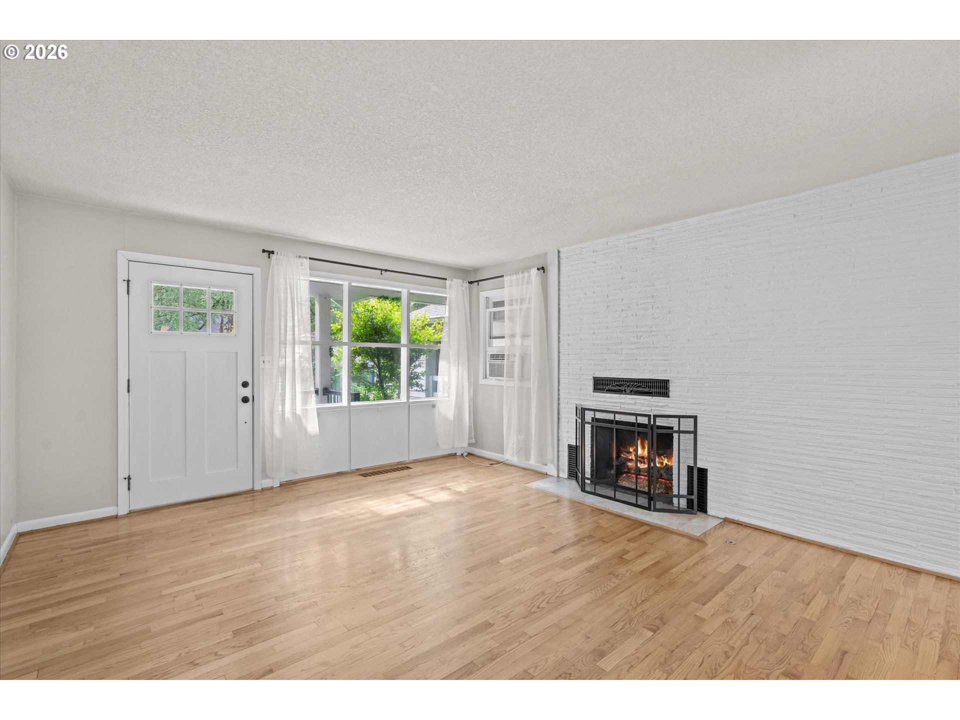 232 6TH ST
