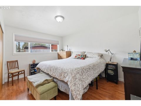 Tiny photo for 83840 Brown Rd, Dexter, OR 97431 (MLS # 668606946)