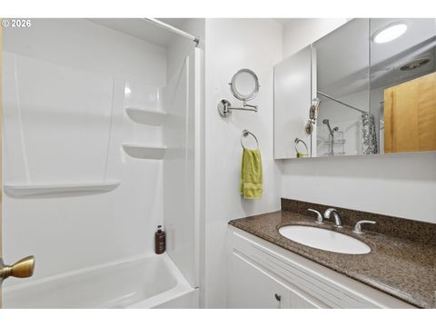 Tiny photo for 83840 Brown Rd, Dexter, OR 97431 (MLS # 668606946)