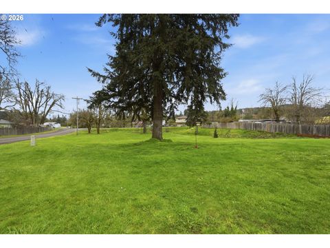 Tiny photo for 83840 Brown Rd, Dexter, OR 97431 (MLS # 668606946)