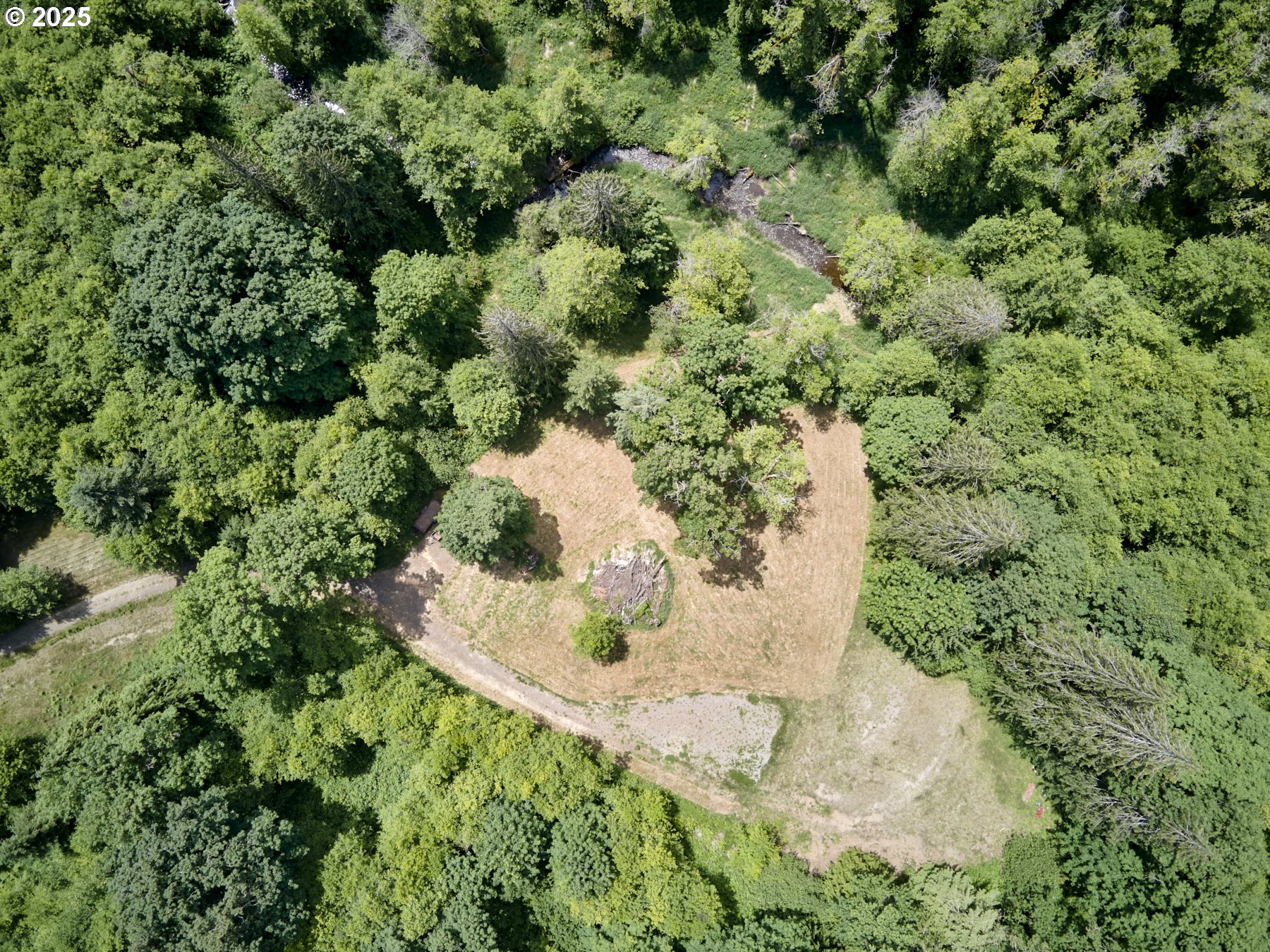 285 AMBLER RD