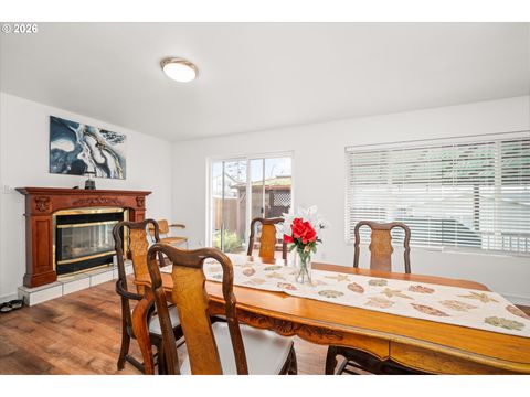 Tiny photo for 805 Queens Ave, Creswell, OR 97426 (MLS # 412440360)