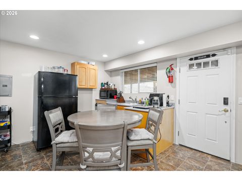 Tiny photo for 805 Queens Ave, Creswell, OR 97426 (MLS # 412440360)